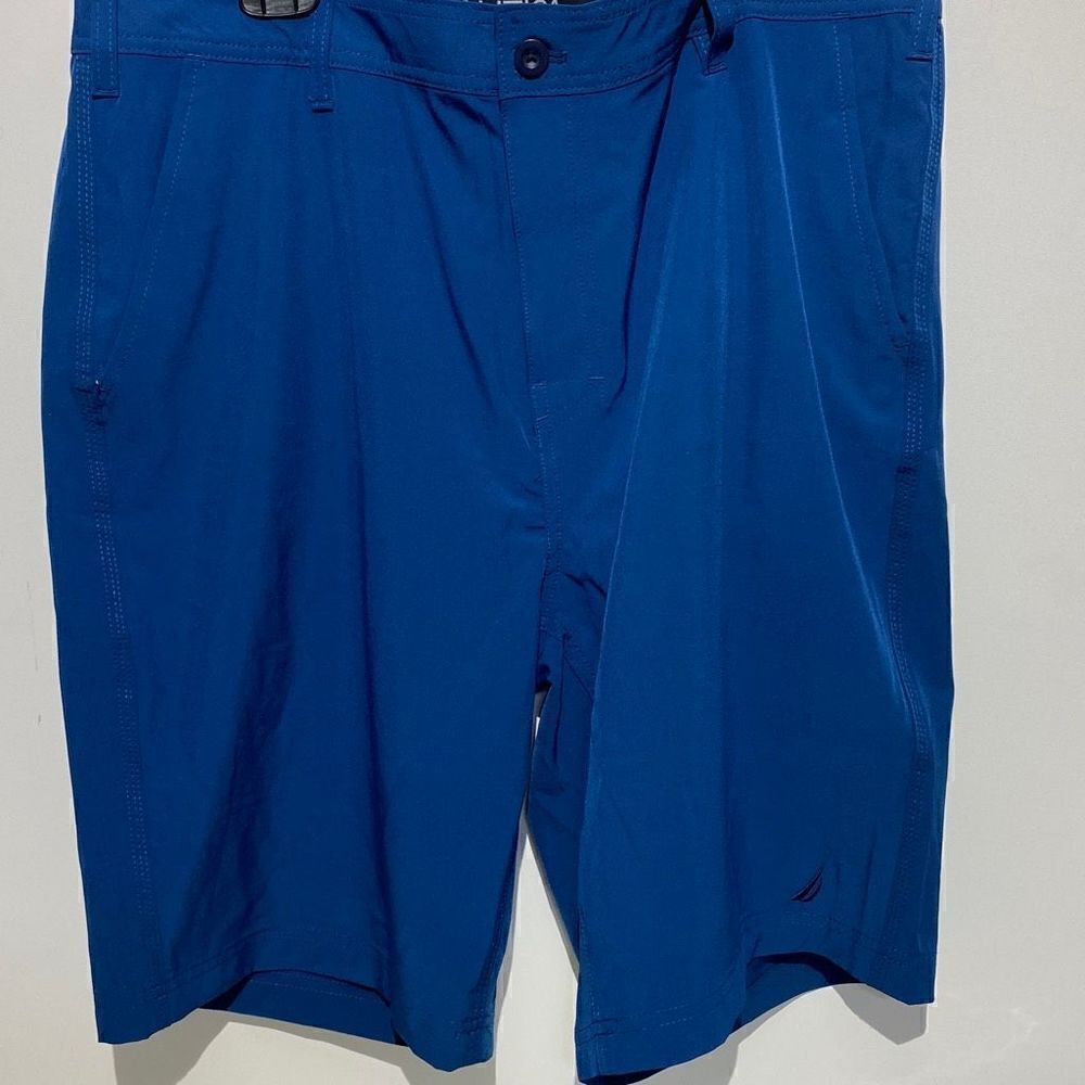 Nautica‎ Men's High Waist Flat Front Blue Chino Shorts Size 36